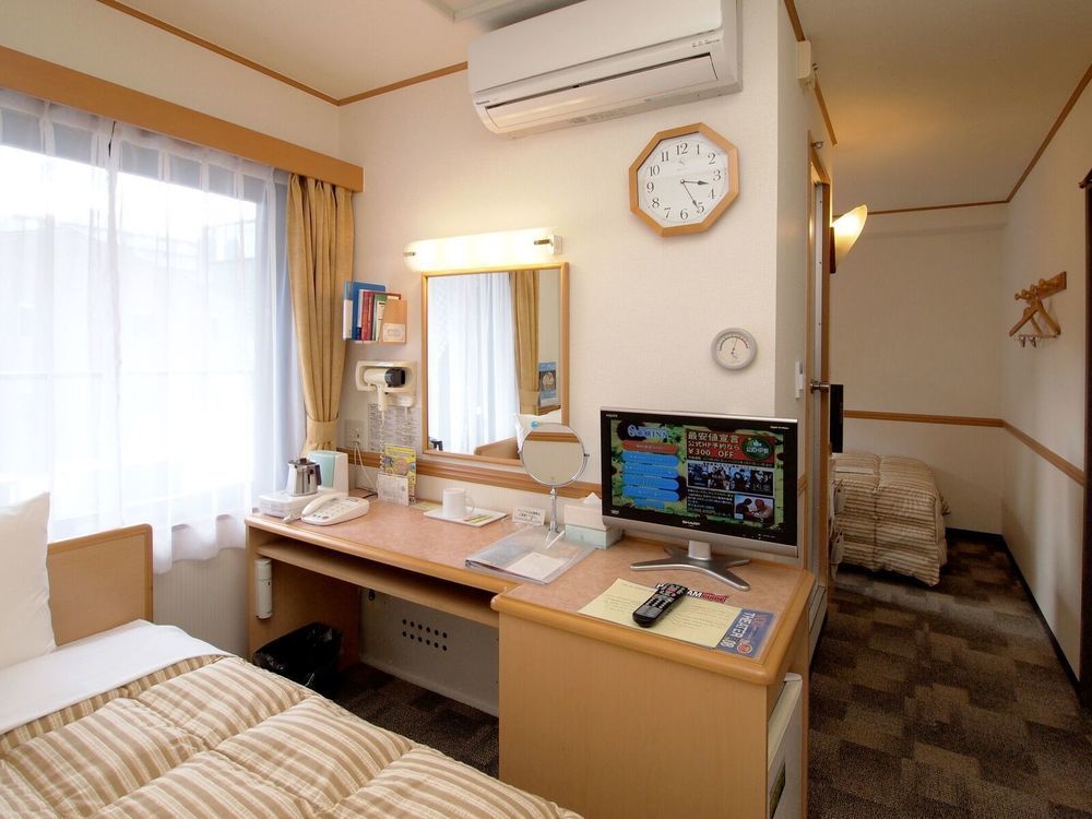 Toyoko Inn Jr Kobe Eki Kita Guchi Exteriör bild